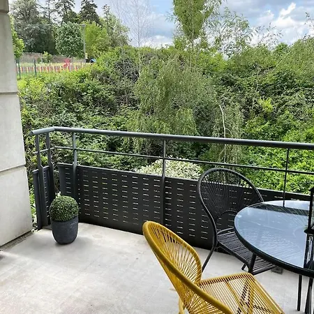 Apartment T3, Terrasse, Piscine, 2 Places Parking Prive Onet-le-Château